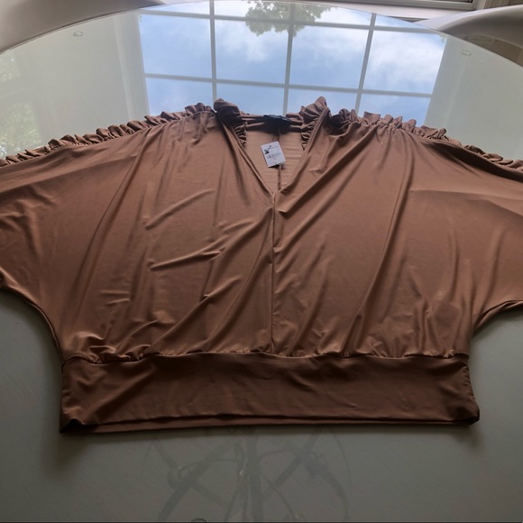 Express Ruffle Sleeve Blouse - Picture 8 of 8